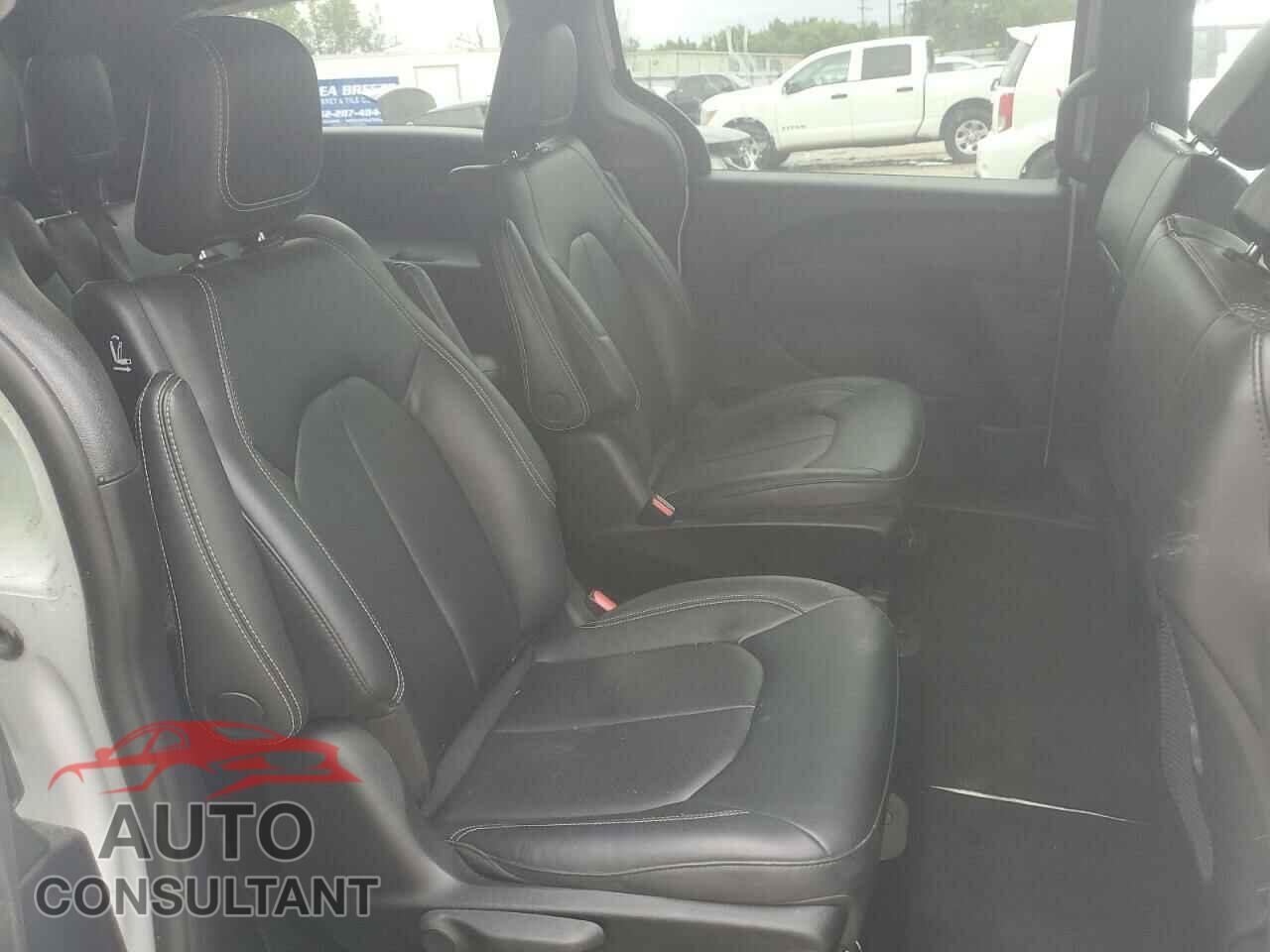 CHRYSLER PACIFICA 2024 - 2C4RC1S77RR156537