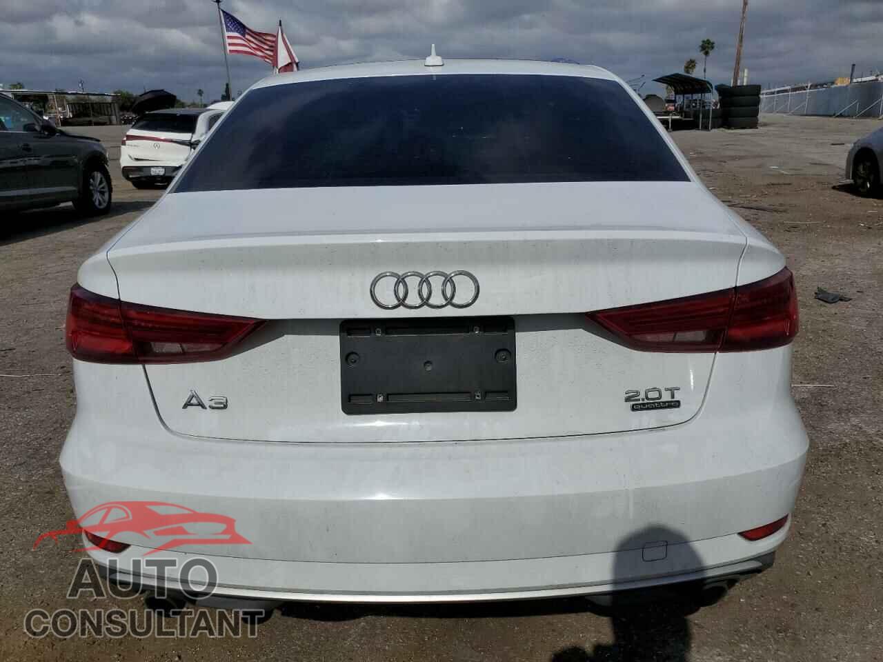 AUDI A3 2017 - WAUB8GFF6H1062995