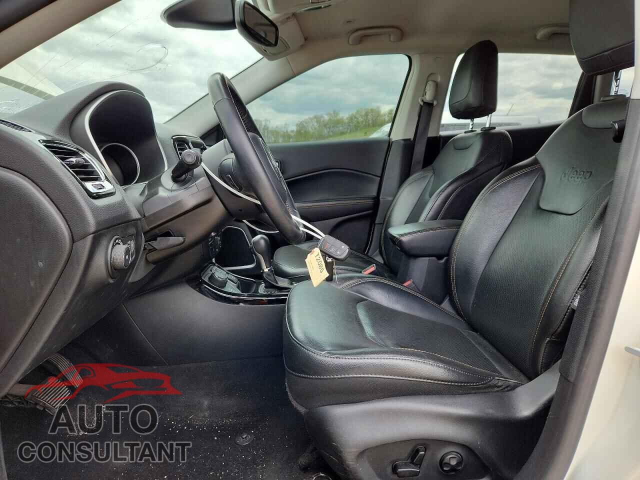 JEEP COMPASS 2019 - 3C4NJDCB2KT712085