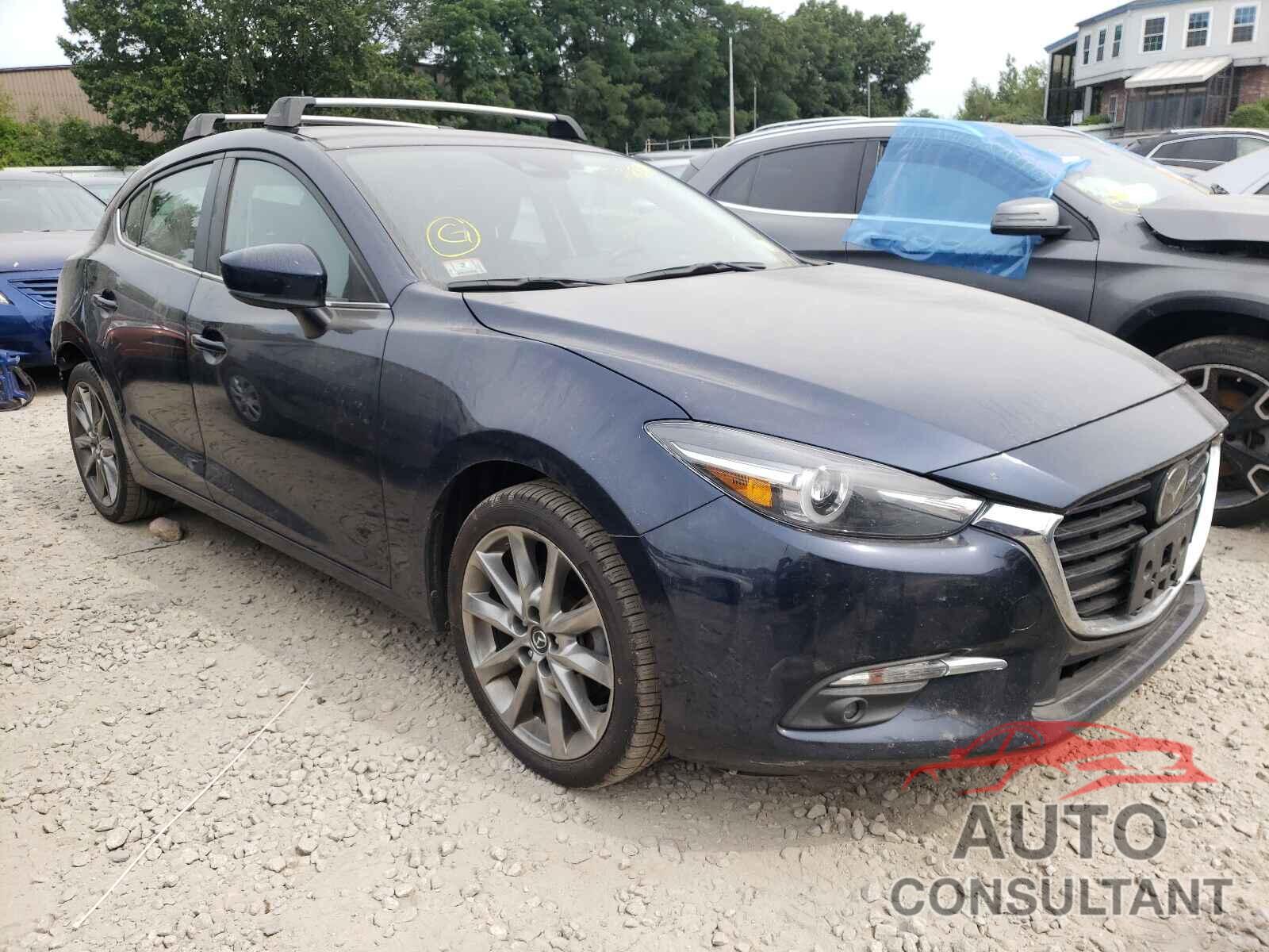 MAZDA 3 2018 - 3MZBN1M31JM244630