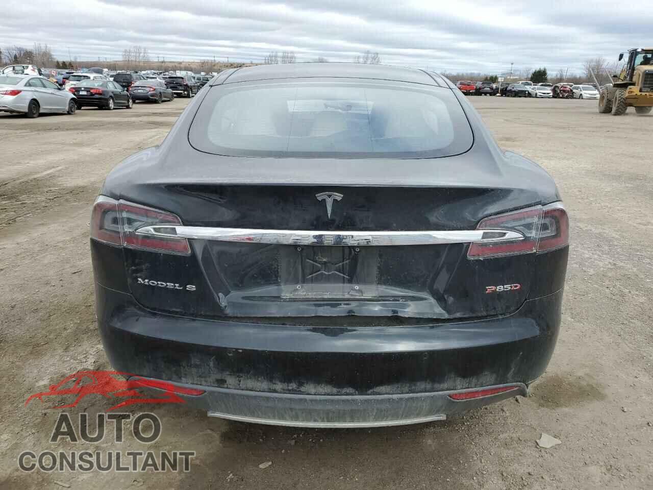 TESLA MODEL S 2015 - 5YJSA1E48FF107573