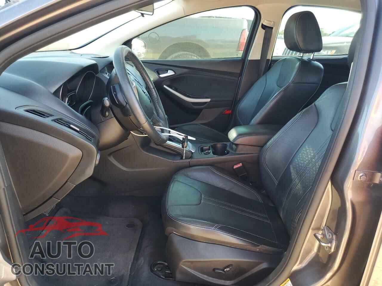 FORD FOCUS 2013 - 1FADP3F2XDL283847