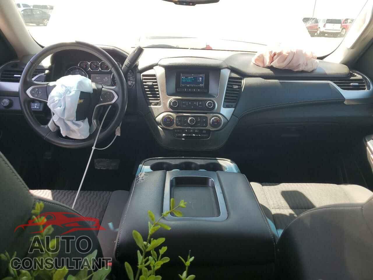 CHEVROLET SUBURBAN 2015 - 1GNSCHEC2FR295695