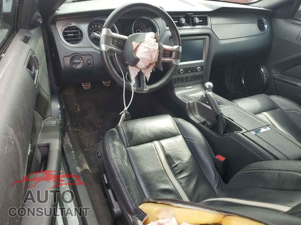 FORD MUSTANG 2014 - 1ZVBP8CF4E5297767