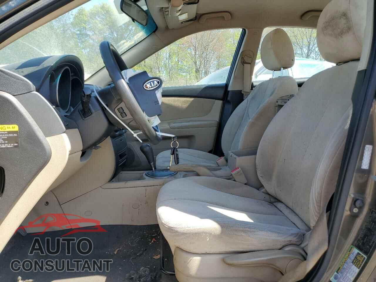 KIA OPTIMA 2010 - KNAGG4A8XA5377328
