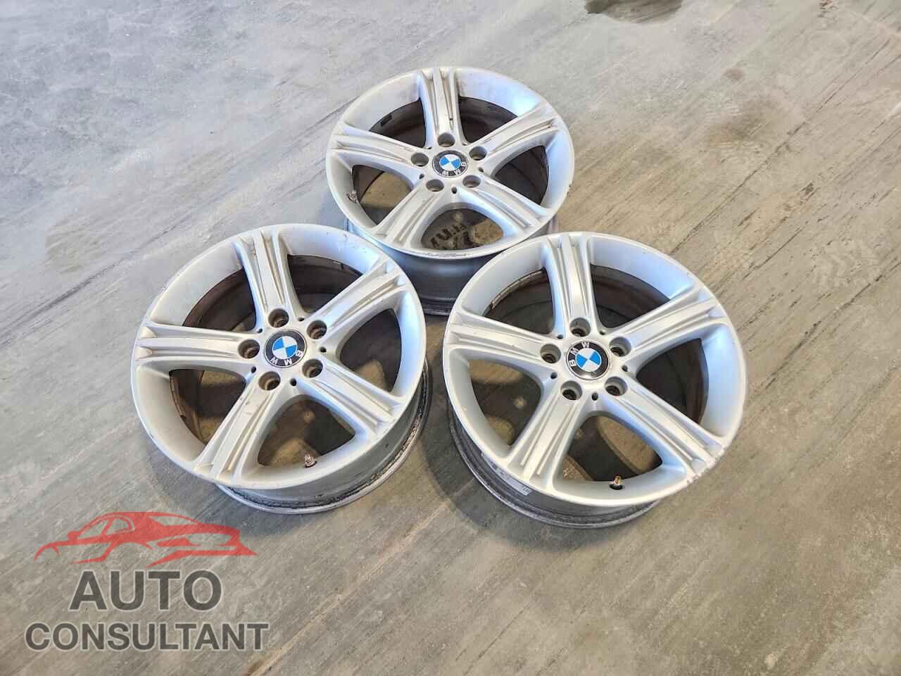 BMW 3 SERIES 2014 - WBA3C3C55EK200443