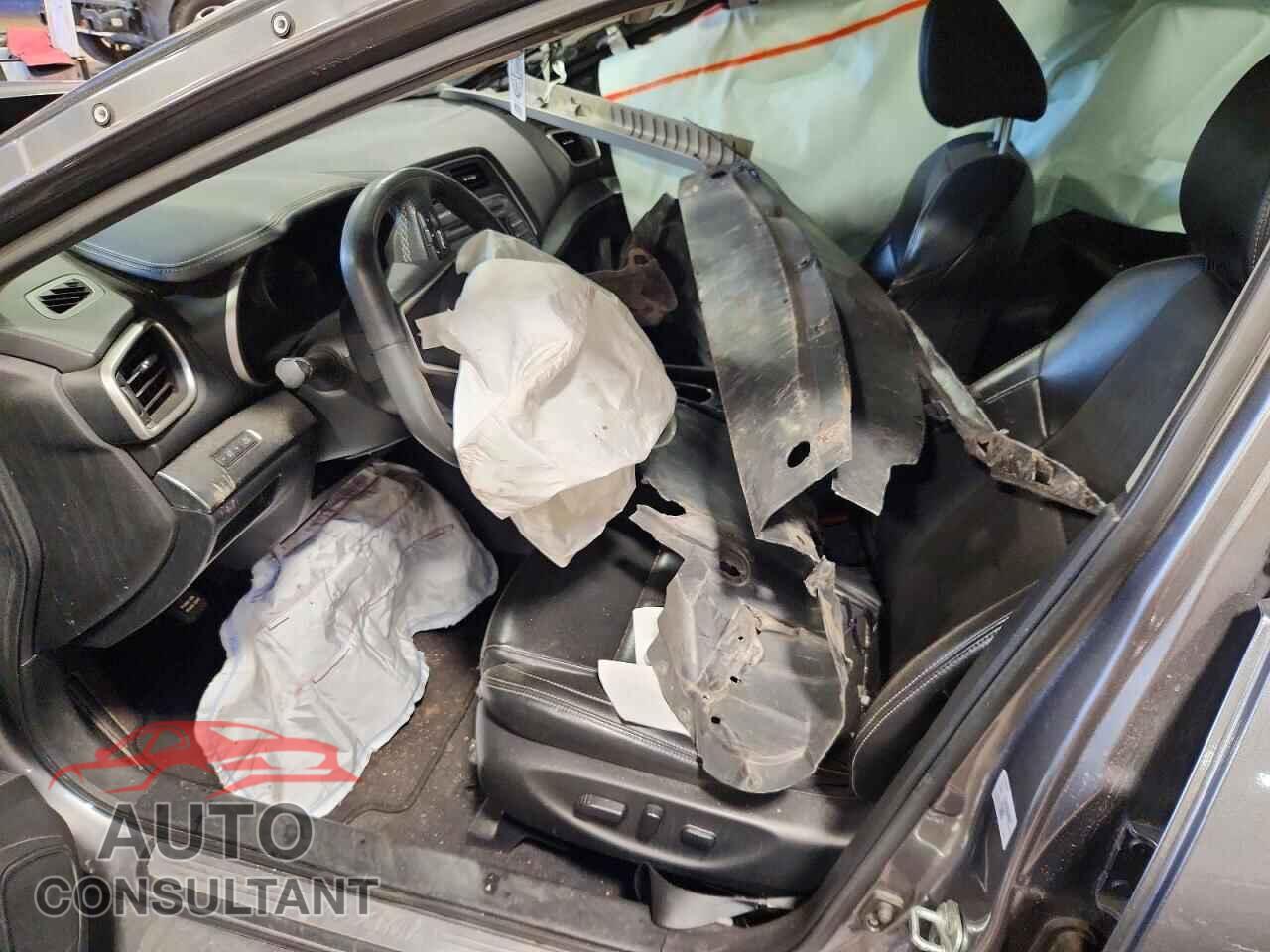 NISSAN MAXIMA 2021 - 1N4AA6CV3MC511367