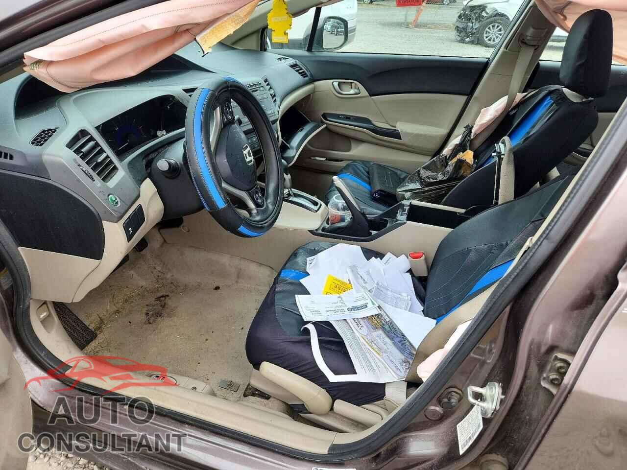 HONDA CIVIC 2012 - 2HGFB2F50CH569340