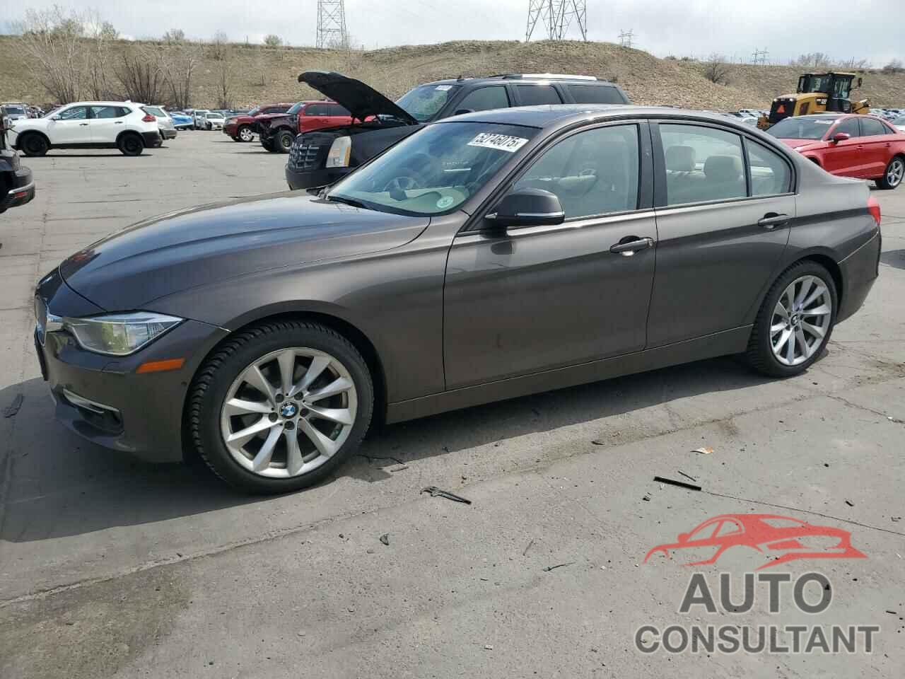 BMW 3 SERIES 2013 - WBA3B3C5XDF533635