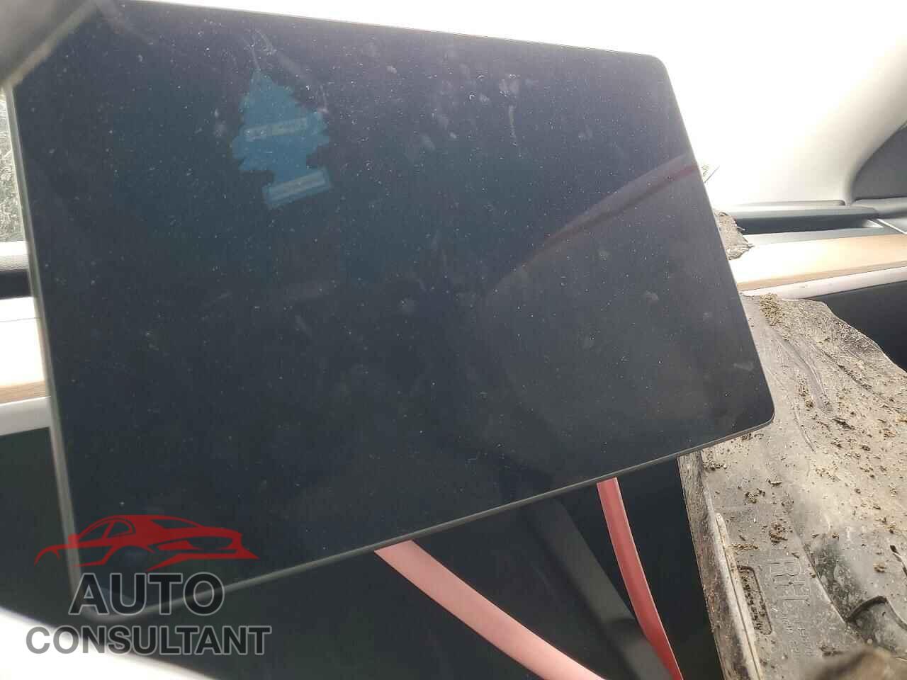 TESLA MODEL Y 2024 - 7SAYGDEDXRA331457