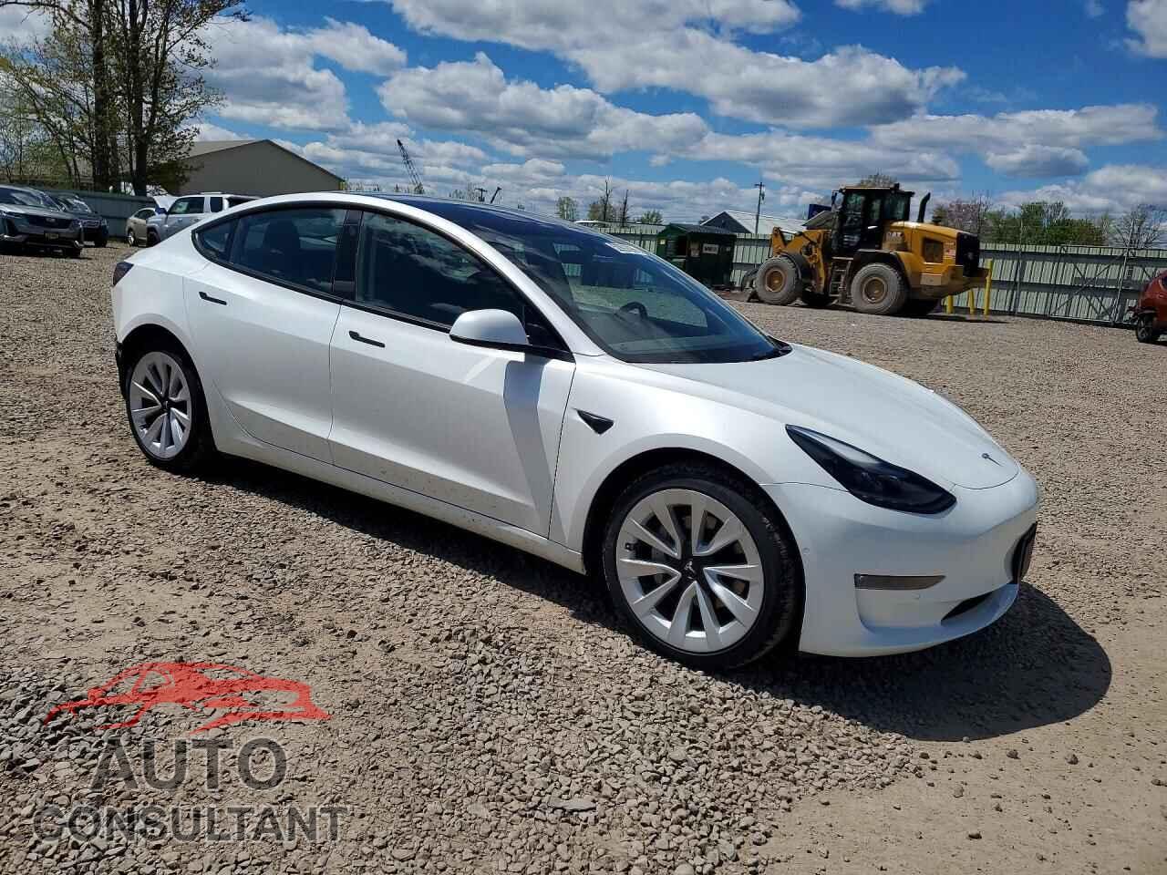 TESLA MODEL 3 2022 - 5YJ3E1EB6NF199899