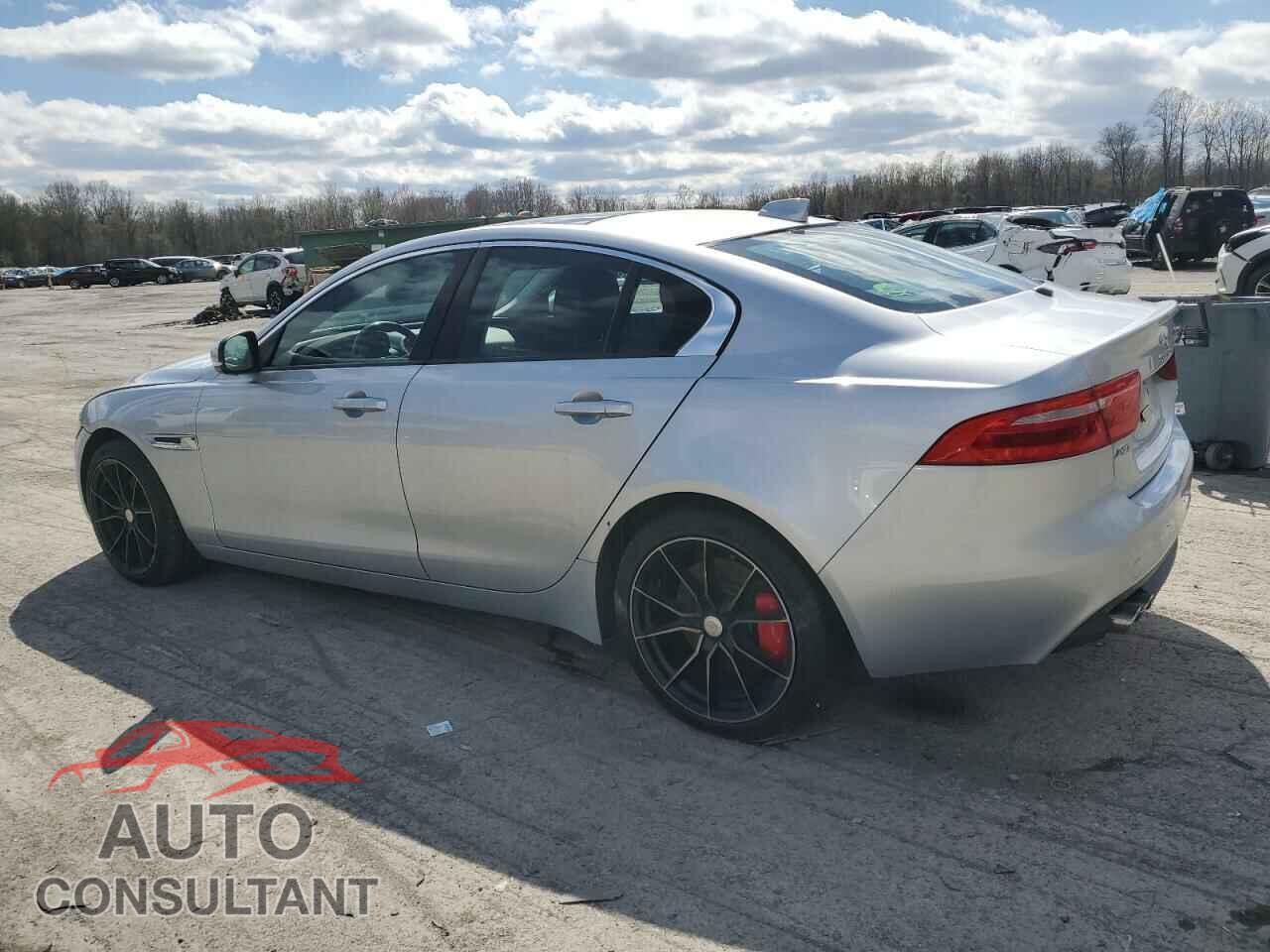 JAGUAR XJ 2017 - SAJAS4BNXHA977944