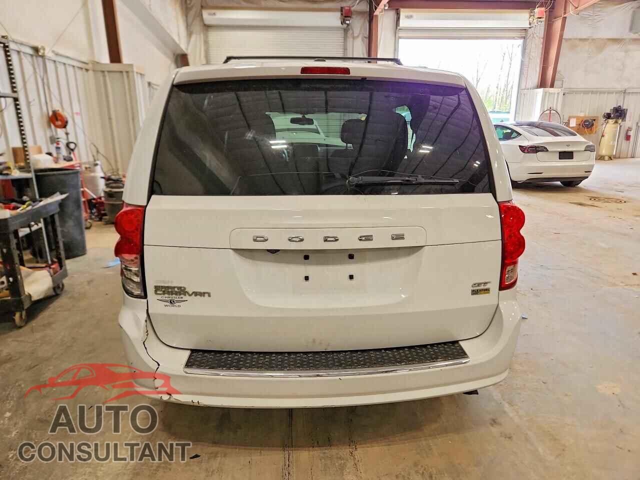DODGE CARAVAN 2017 - 2C4RDGEG8HR696960