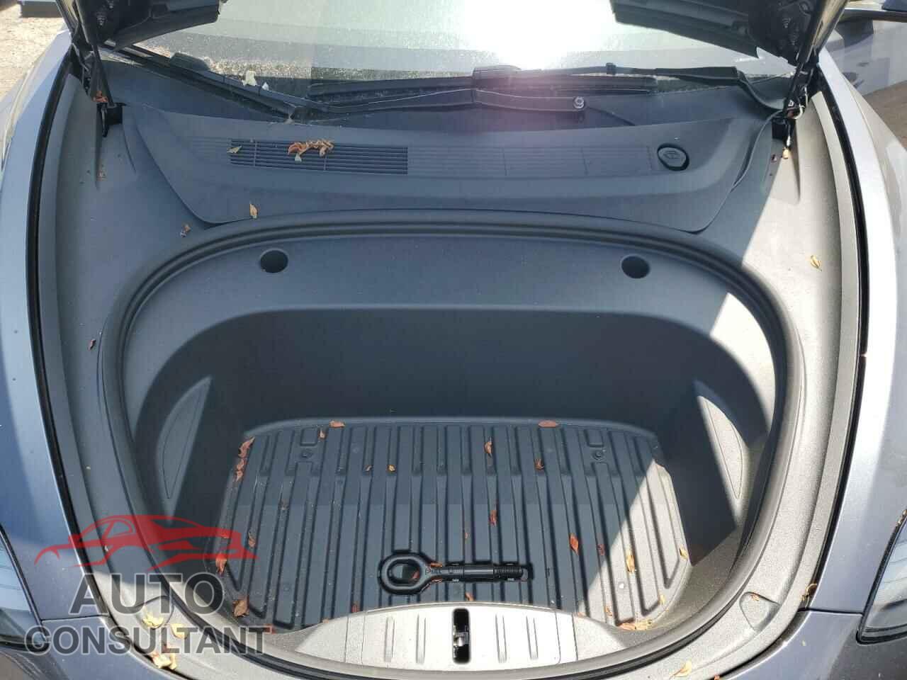 TESLA MODEL 3 2023 - 5YJ3E1EA3PF643489