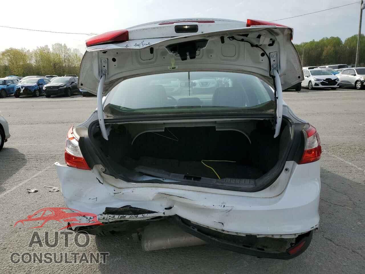 FORD FOCUS 2014 - 1FADP3F26EL404505