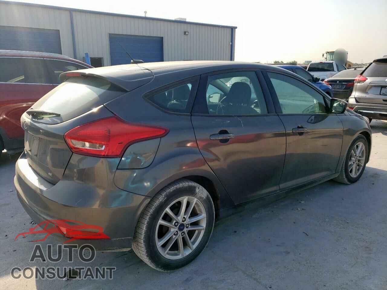 FORD FOCUS 2017 - 1FADP3K26HL295411