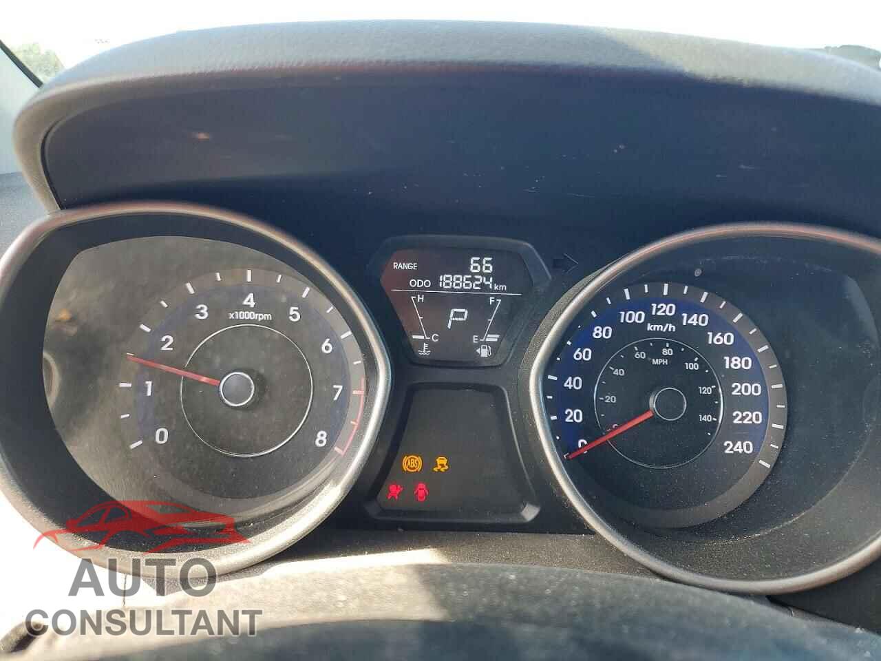 HYUNDAI ELANTRA 2012 - 5NPDH4AE9CH130572