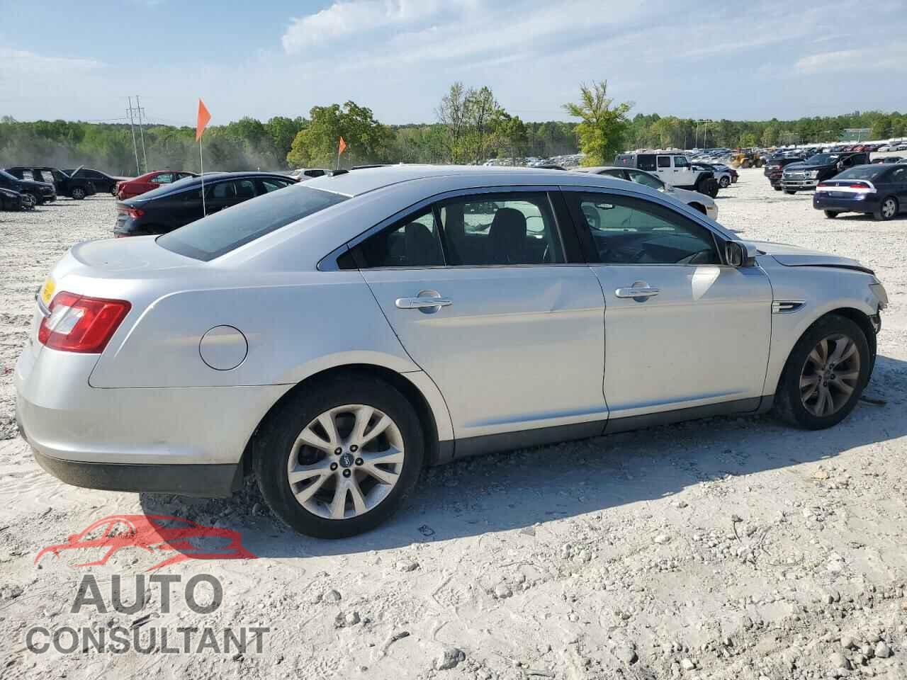 FORD TAURUS 2011 - 1FAHP2EW4BG107236