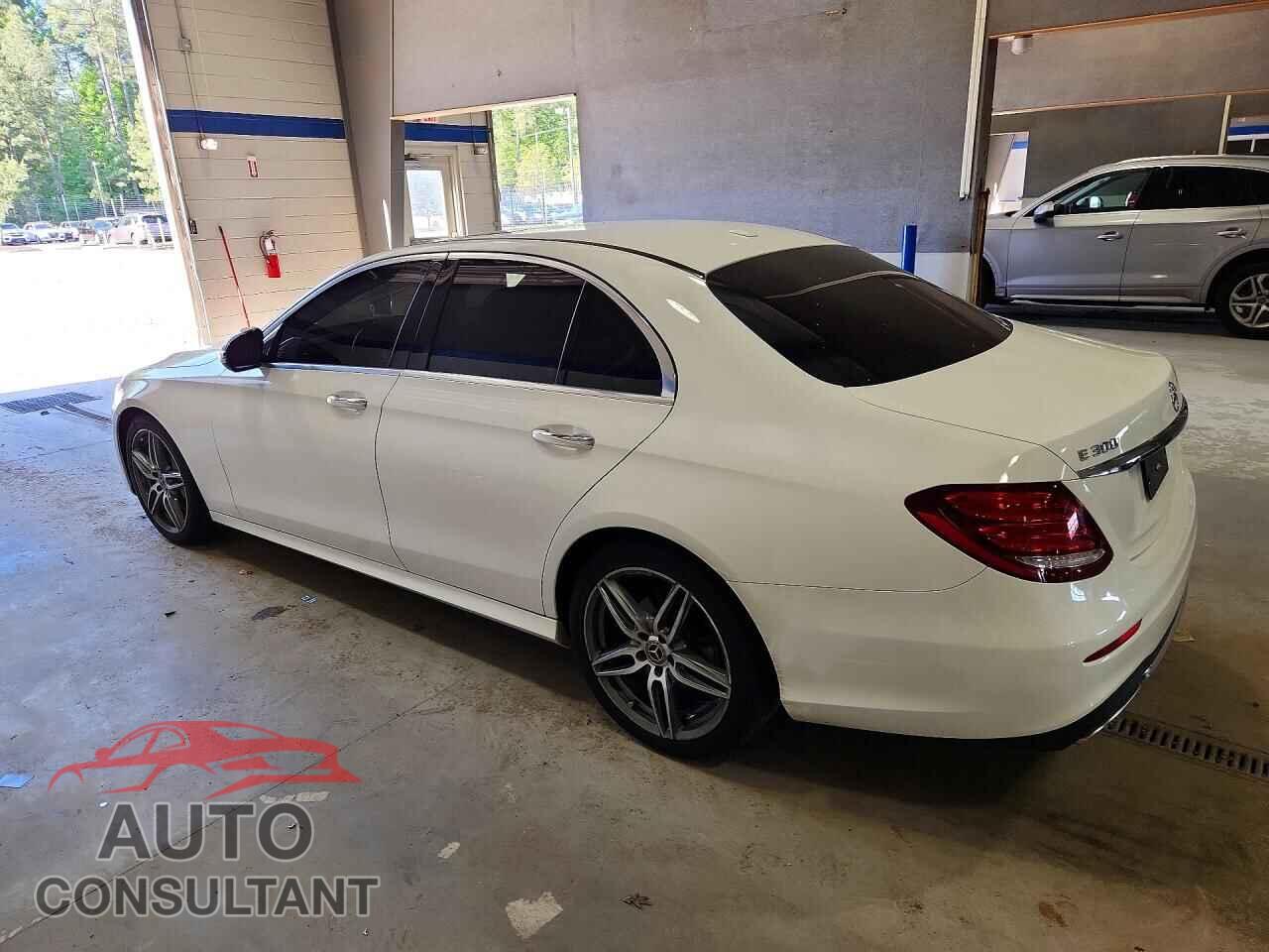 MERCEDES-BENZ E-CLASS 2019 - WDDZF4KB7KA526320