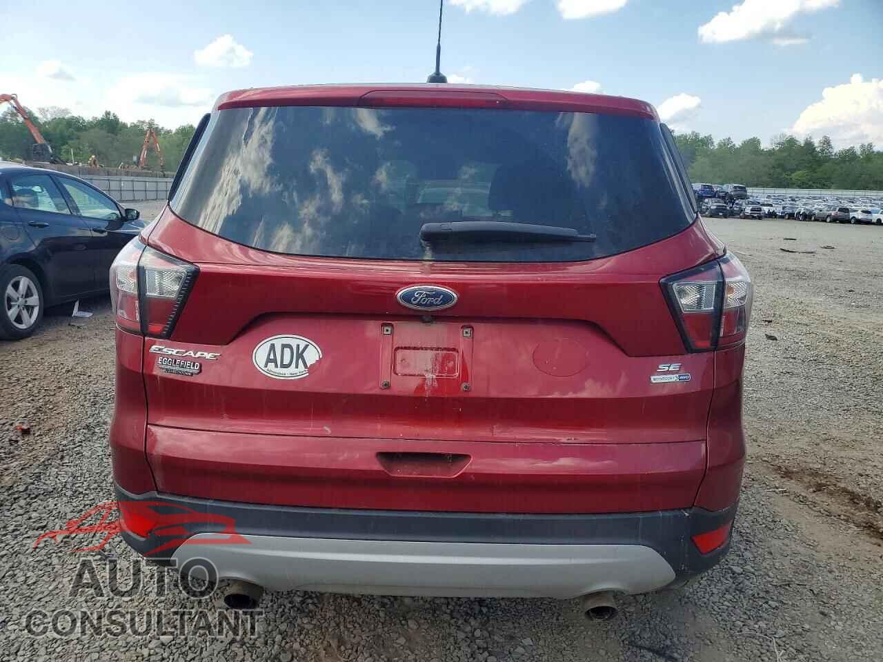 FORD ESCAPE 2017 - 1FMCU9GD3HUC41002