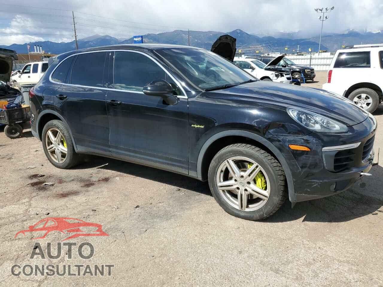 PORSCHE CAYENNE 2018 - WP1AE2A20JLA72817