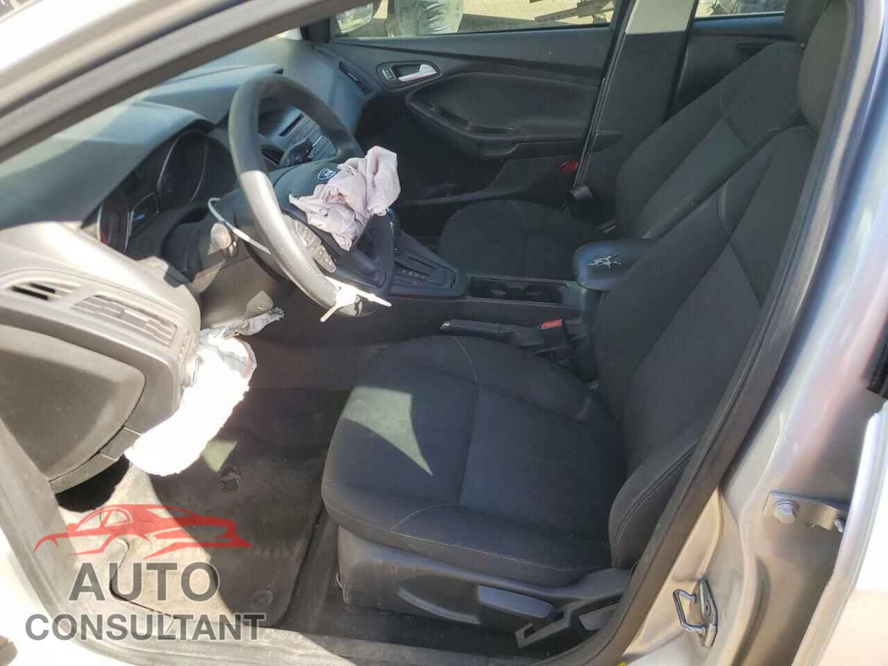 FORD FOCUS 2016 - 1FADP3F25GL395377