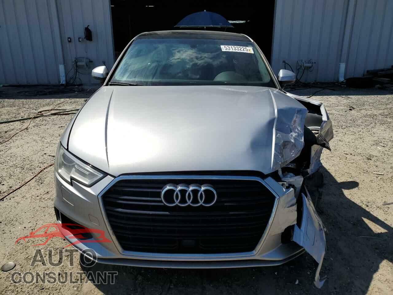 AUDI A3 2019 - WAUAUGFF8K1016034