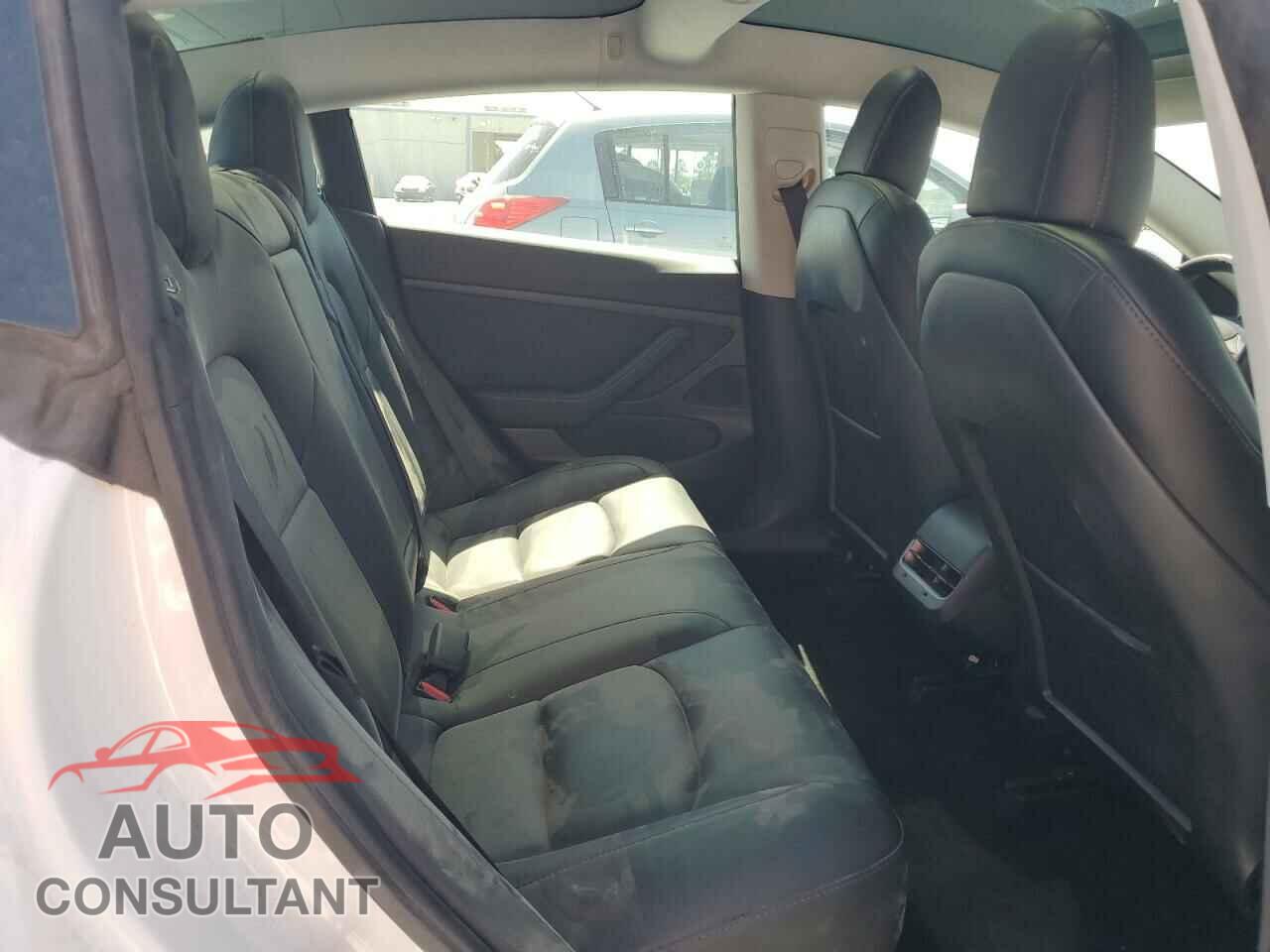 TESLA MODEL 3 2020 - 5YJ3E1EA8LF659083
