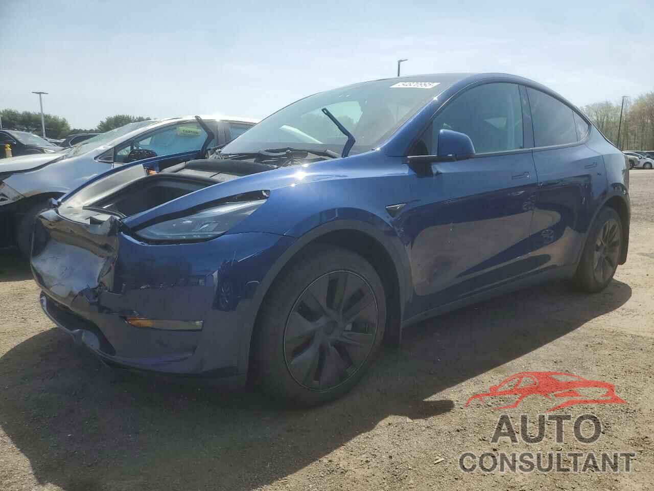 TESLA MODEL Y 2025 - 7SAYGDEE2SF215171