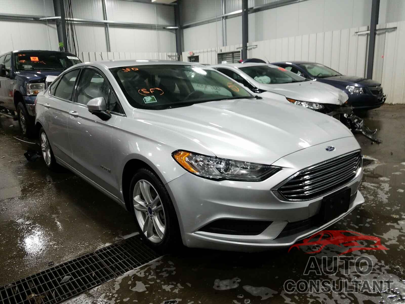 FORD FUSION 2018 - 3FA6P0LU2JR133872