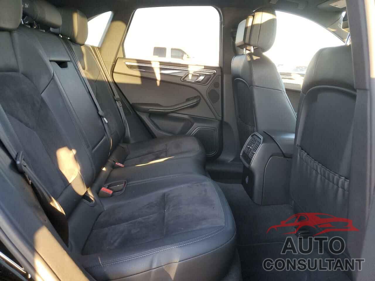 PORSCHE MACAN 2017 - WP1AA2A51HLB00902