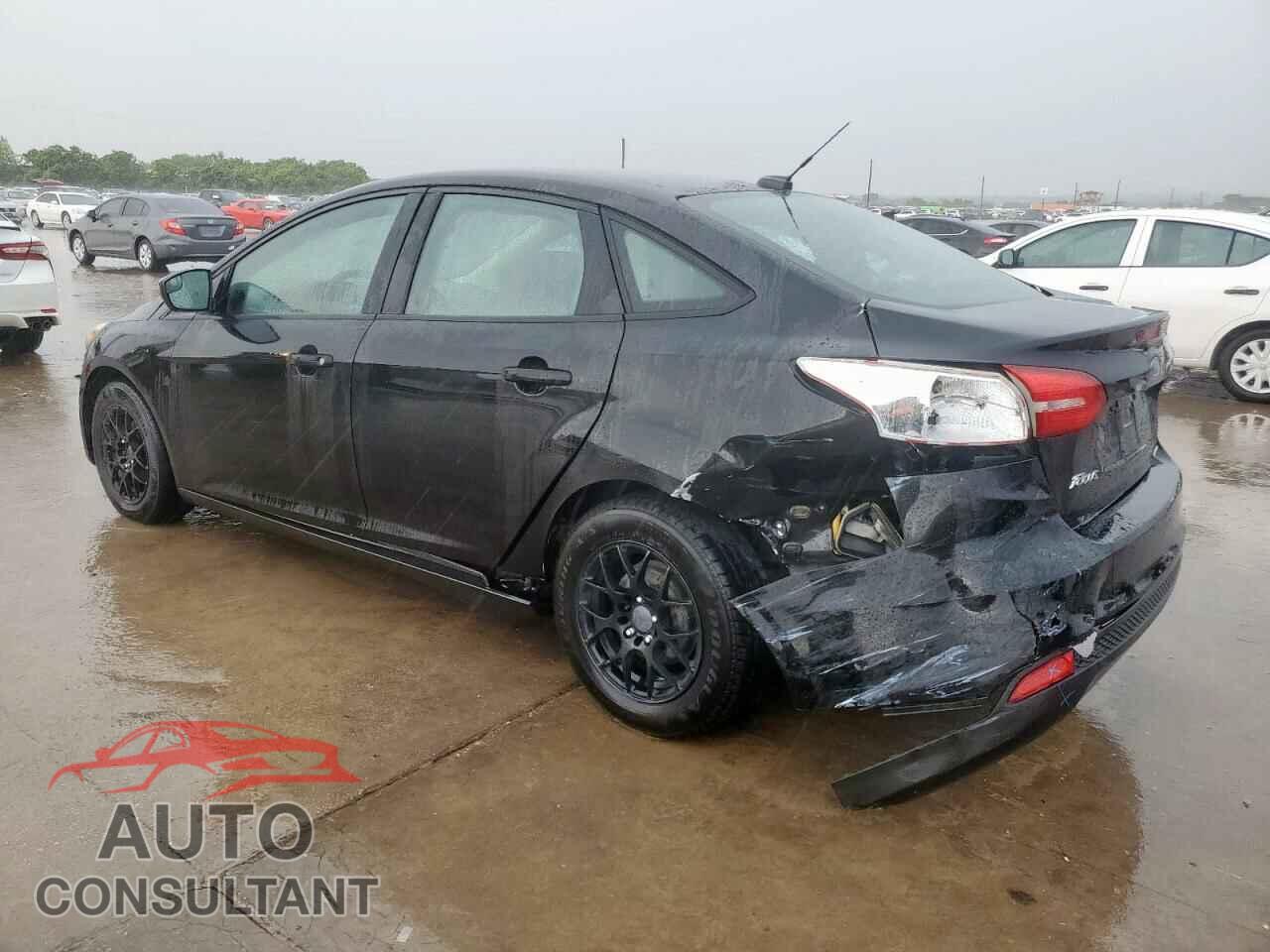 FORD FOCUS 2015 - 1FADP3E28FL248180