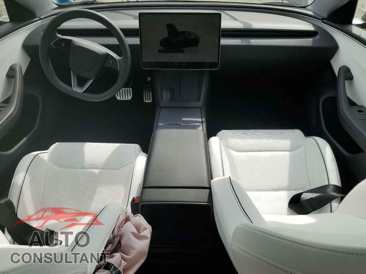 TESLA MODEL 3 2024 - 5YJ3E1ET2RF856616