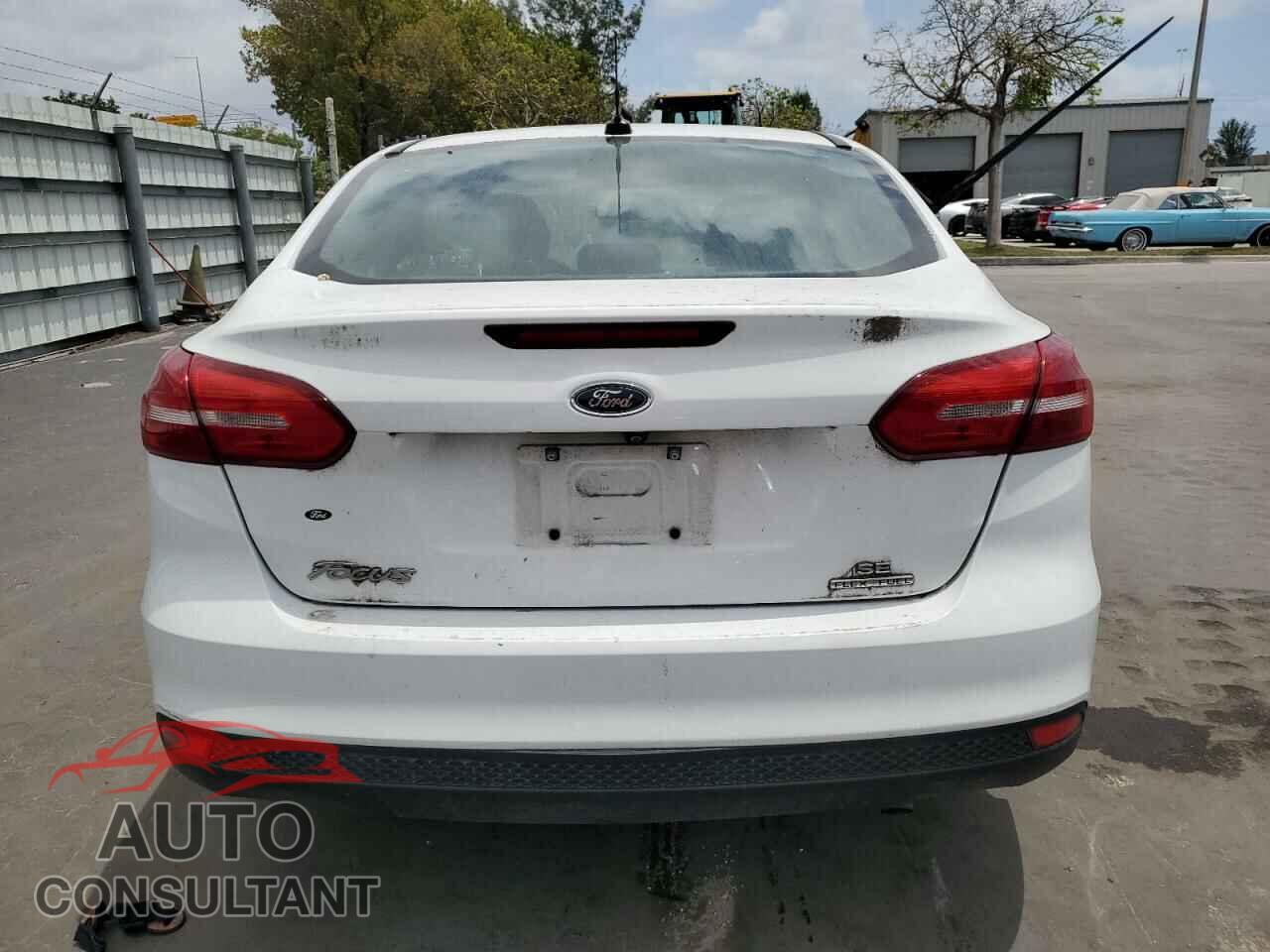 FORD FOCUS 2016 - 1FADP3F28GL381893