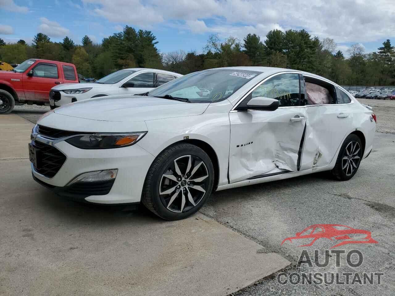 CHEVROLET MALIBU 2021 - 1G1ZG5ST5MF082410