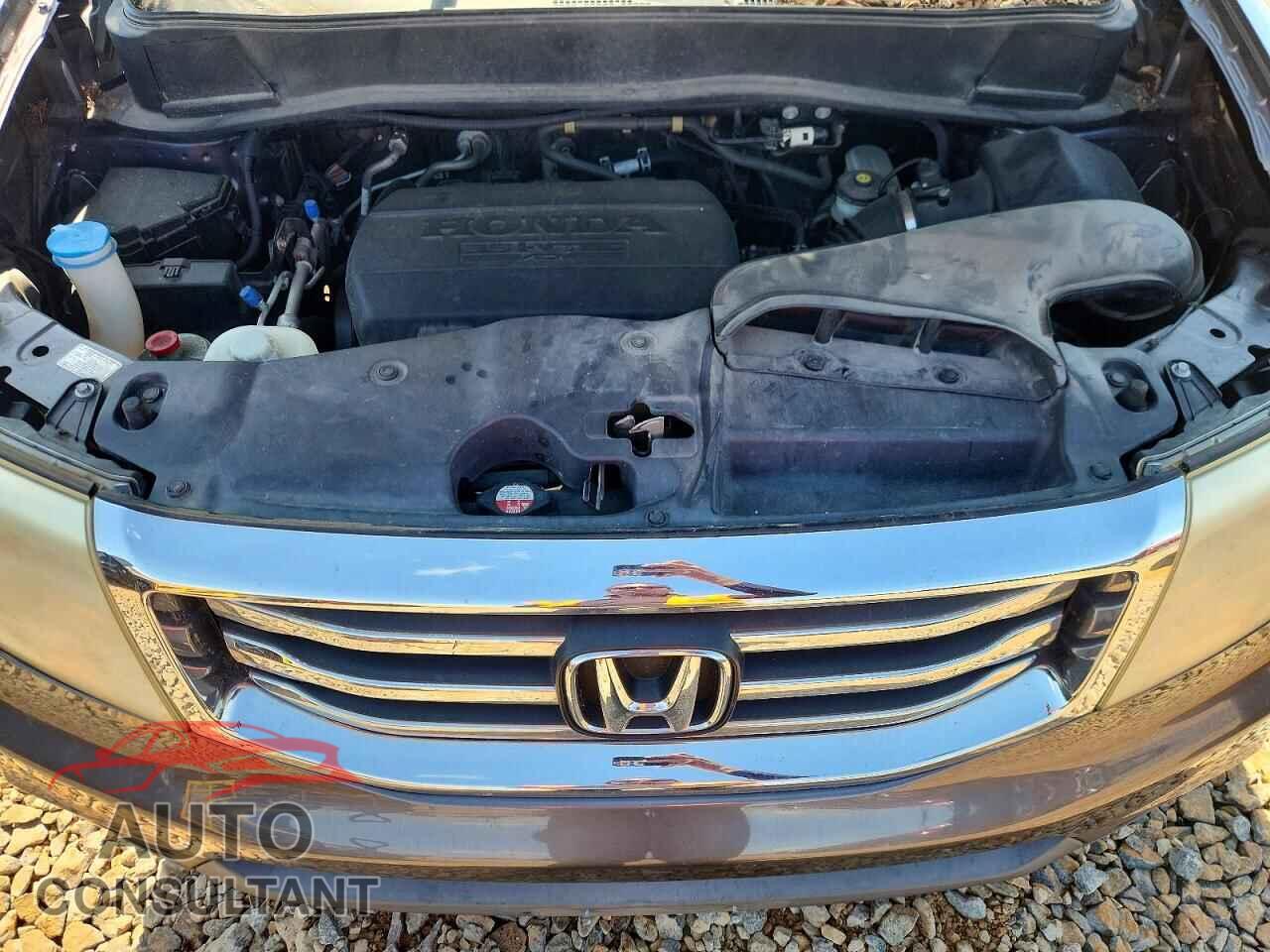 HONDA PILOT 2014 - 5FNYF3H75EB015364