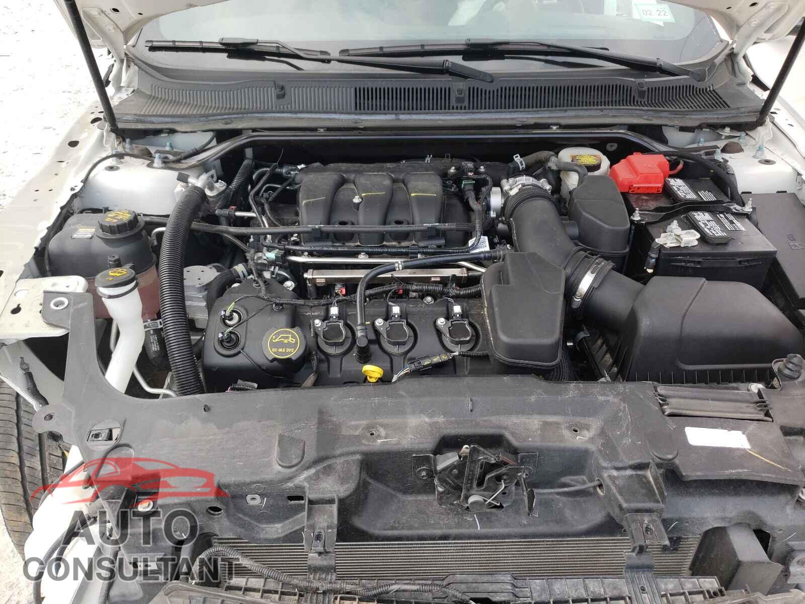 FORD TAURUS 2017 - 1FAHP2F83HG146697
