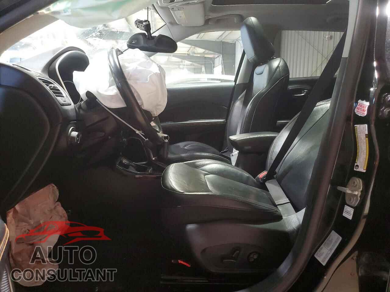JEEP COMPASS 2017 - 3C4NJDCB5HT674439