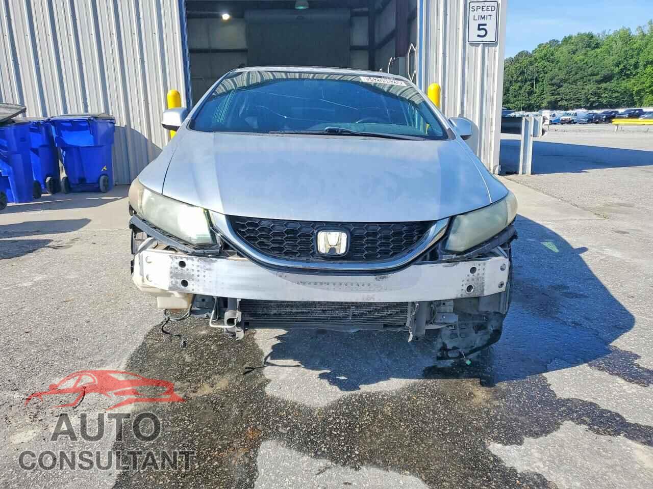 HONDA CIVIC 2013 - 2HGFB6E58DH706776