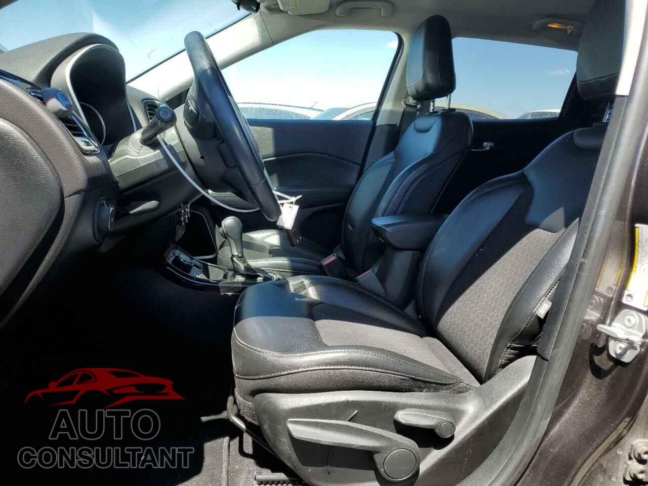 JEEP COMPASS 2018 - 3C4NJDBB5JT453379