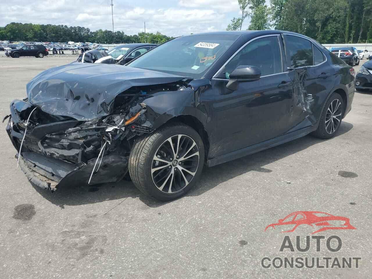 TOYOTA CAMRY 2018 - 4T1B11HK6JU531260