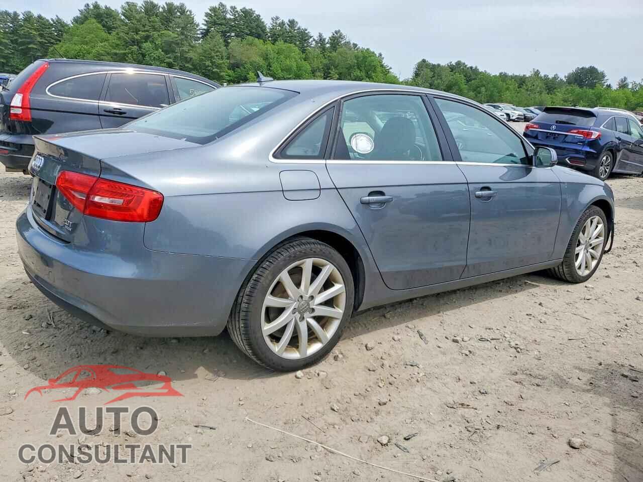 AUDI A4 2013 - WAUFFAFL8DN048786