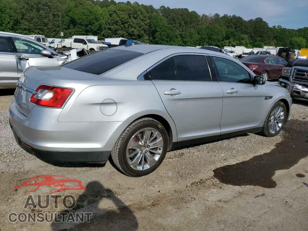 FORD TAURUS 2011 - 1FAHP2FW7BG132372