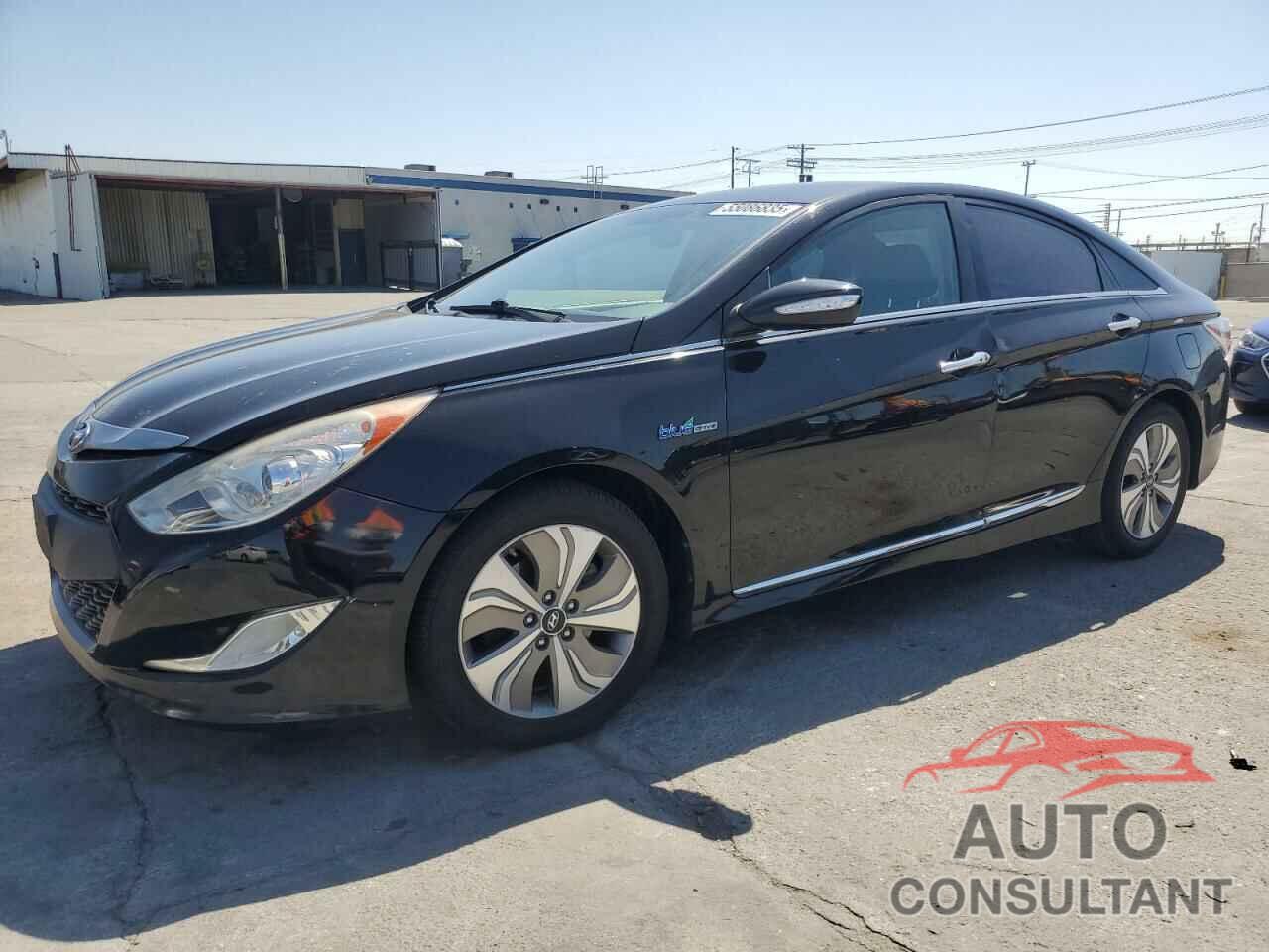 HYUNDAI SONATA 2013 - KMHEC4A49DA080156