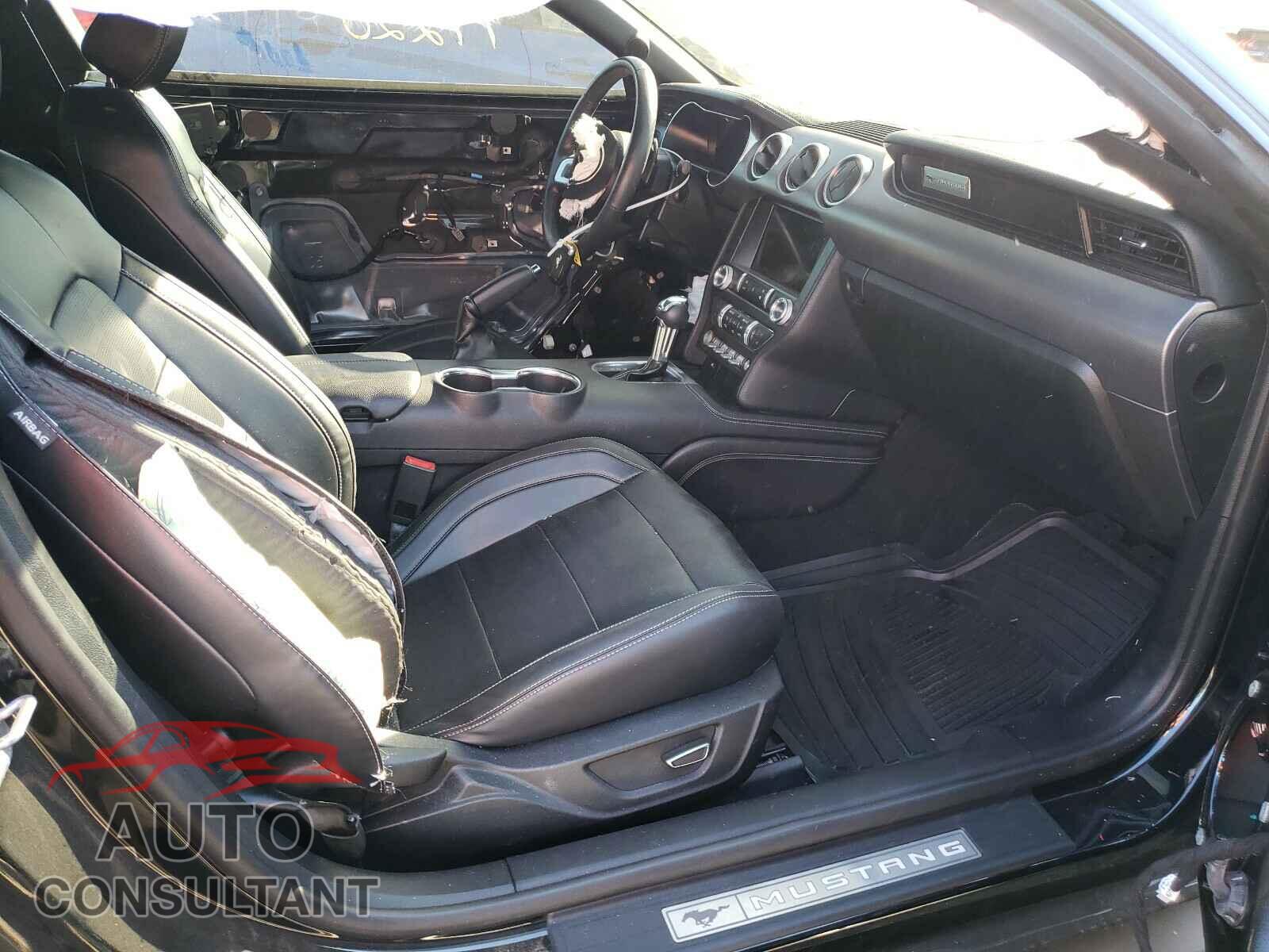 FORD MUSTANG 2019 - 1FA6P8CF4K5146966
