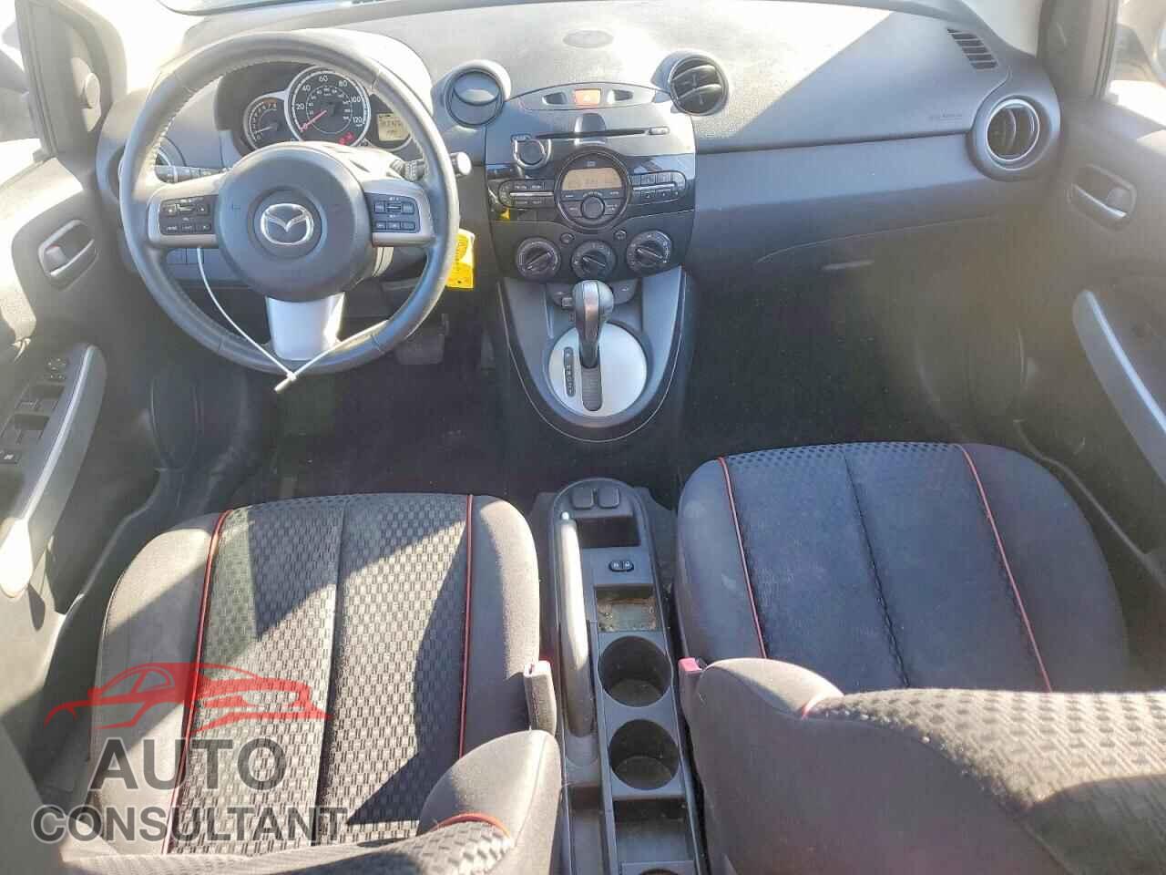 MAZDA 2 2011 - JM1DE1HZ2B0101264