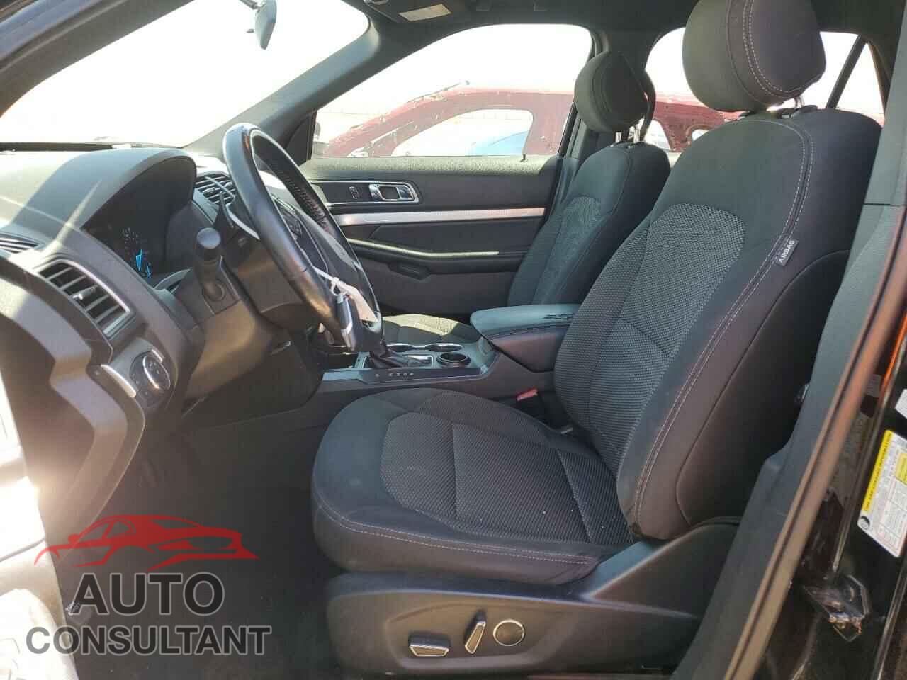 FORD EXPLORER 2017 - 1FM5K7D88HGE00654