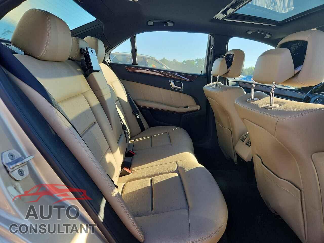 MERCEDES-BENZ E-CLASS 2013 - WDDHF5KB7DA710600