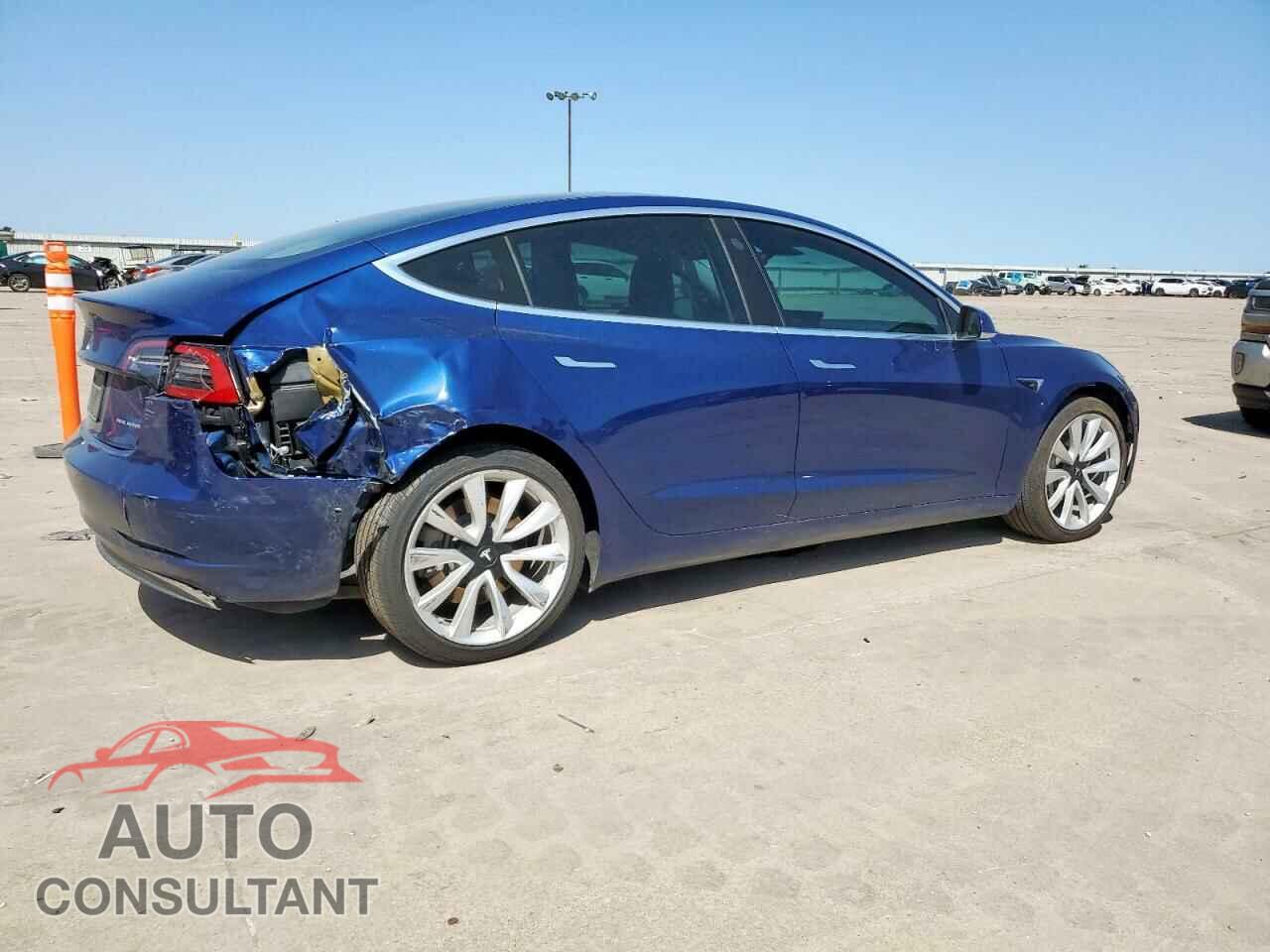 TESLA MODEL 3 2019 - 5YJ3E1EB2KF453300