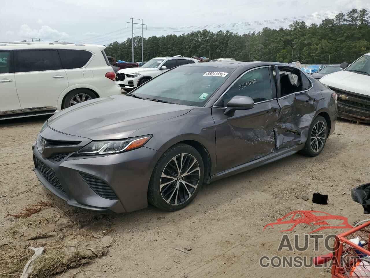 TOYOTA CAMRY 2018 - 4T1B11HK7JU038798